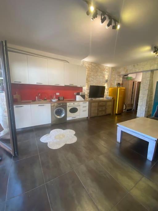 Frenki Apartment By The Sea Siviri Luaran gambar